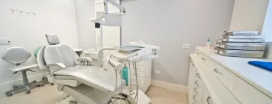 Imagem 2 da empresa CLÍNICA ODONTOWICZ - DENTISTA DR EDUARDO GURKEWICZ Dentistas e Prótese em Curitiba PR